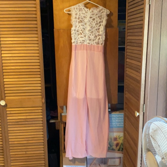 It is a small fit and a gorgeous dress for a summer day - Picture 2 of 2